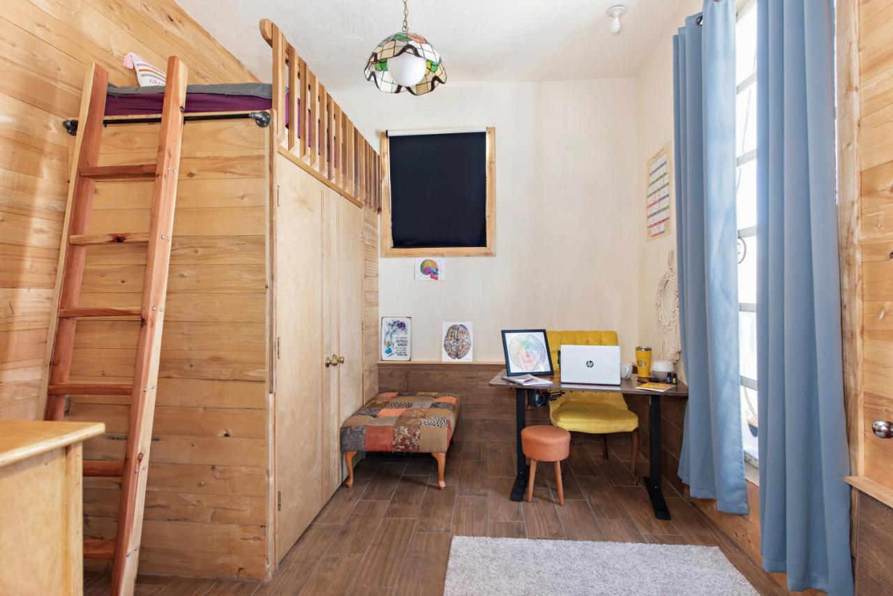 Wanderer Studio, An Off Grid Mountain Guest Studio With Fantastic Views グレンウッド・スプリングス エクステリア 写真